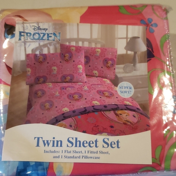 Disney Bedding Disney Frozen Twin Sheet Set Poshmark
